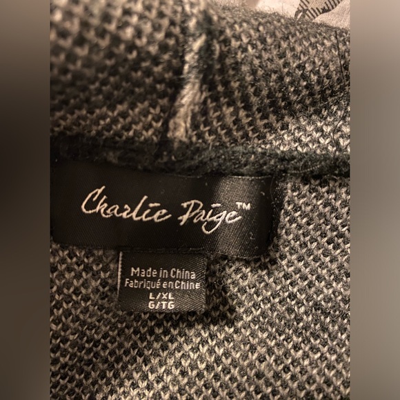 Charlie Paige open cardigan with hood - Picture 5 of 5